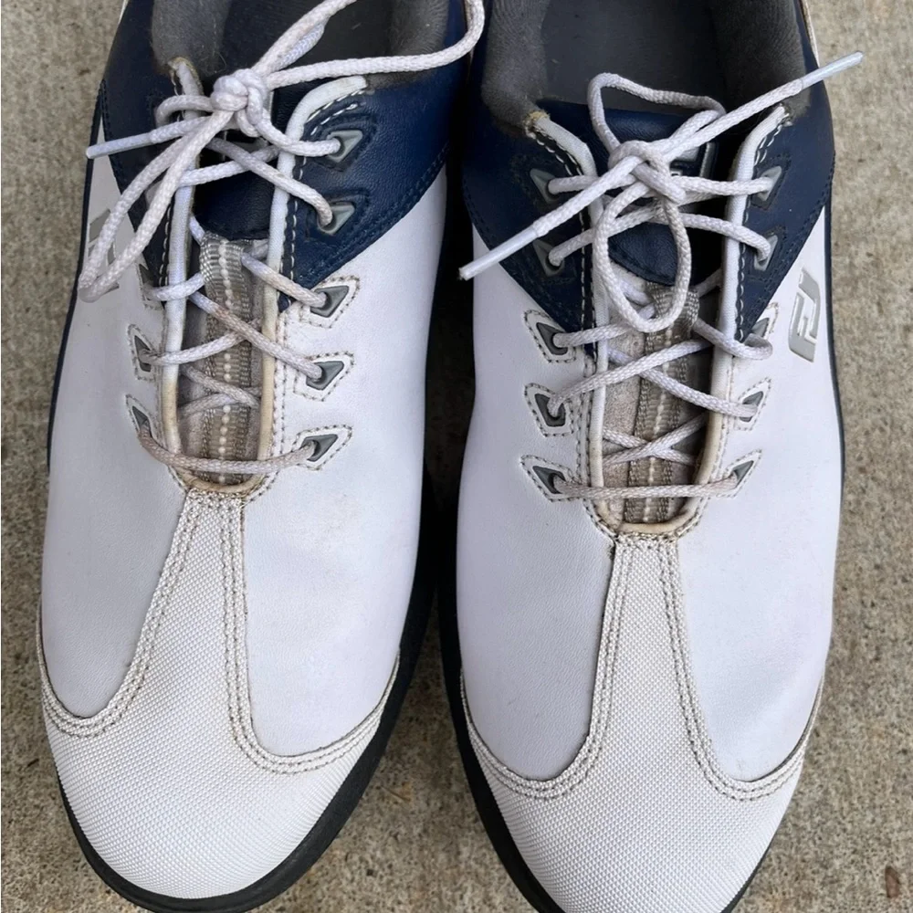 Men’s FootJoy Golf Shoes - Picture 3 of 5